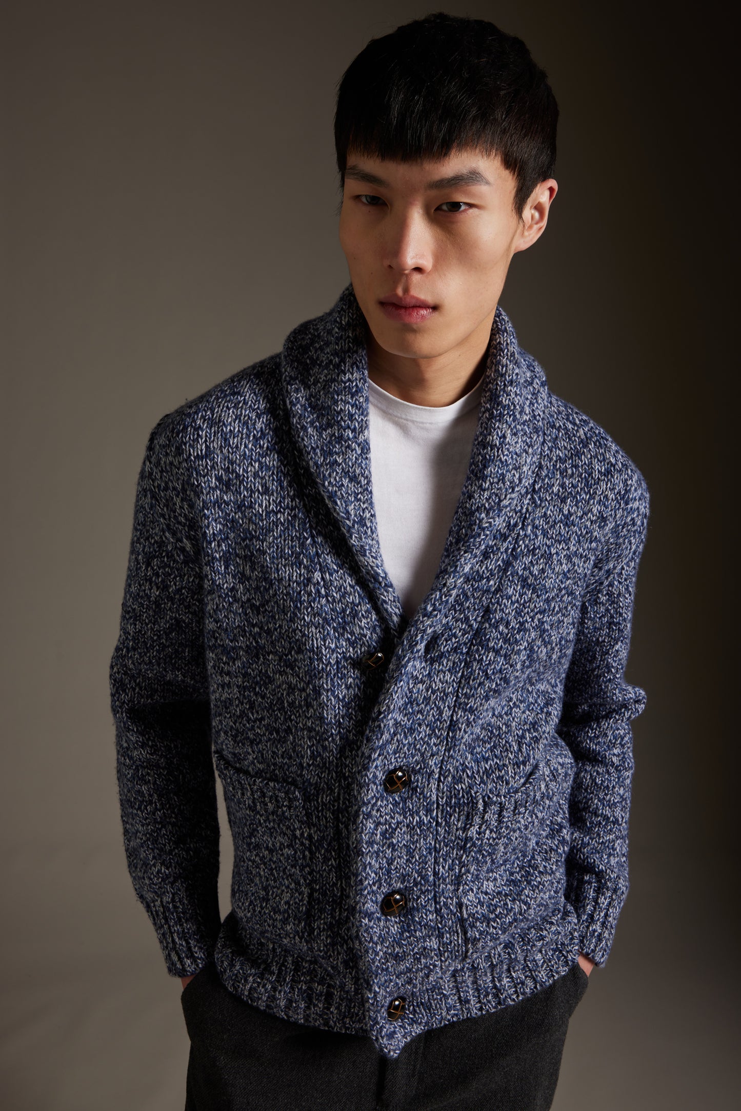 Kangra - Jacketa din 80% lana si 20% nylon, albastru țesătură cu model pepit alb (tip houndstooth).