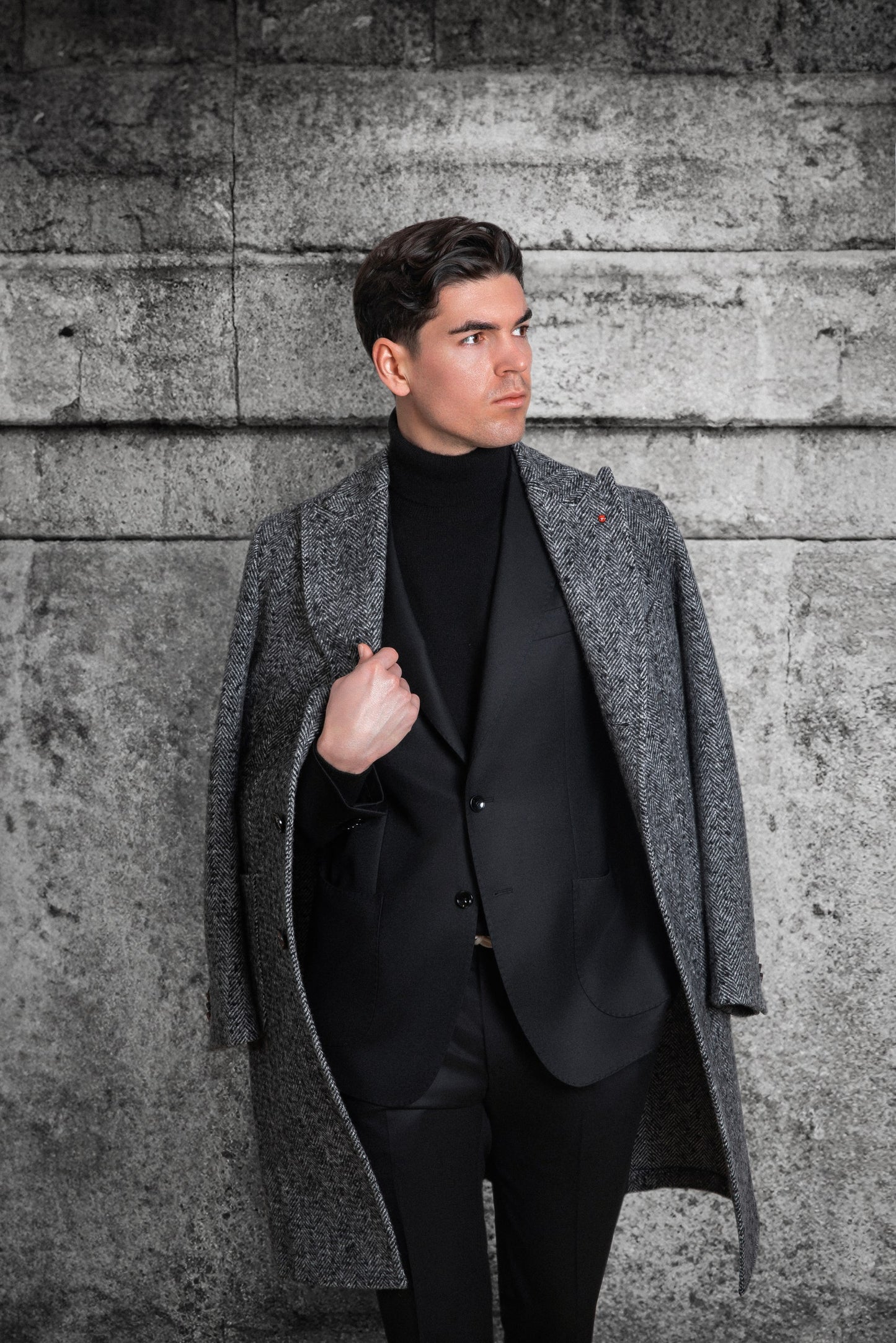 FUGATO - Costum din 100% lana tip flanel fin, negru.